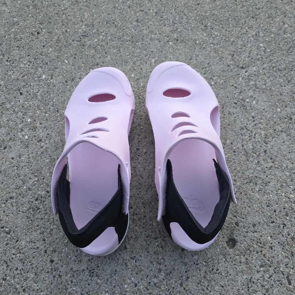 Nike Sunray Protect Pink Velcro Adjustable Sandasls Little Girls 3Y